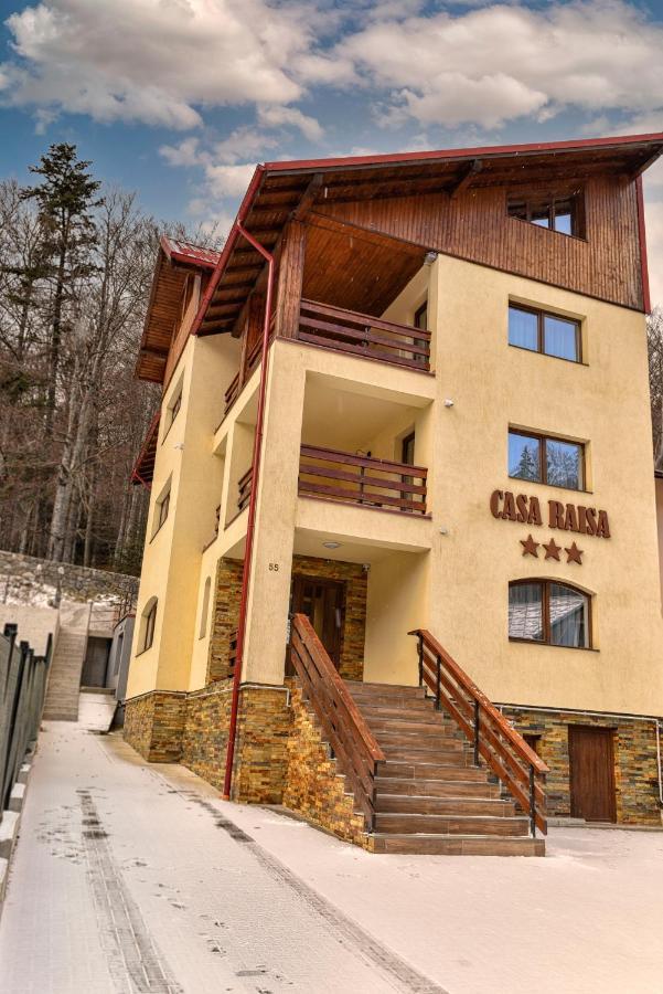 Casa Raisa Hotel Busteni Ngoại thất bức ảnh